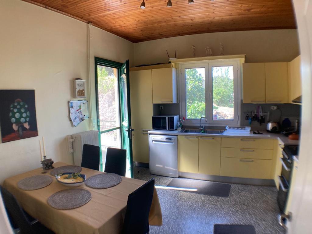 Sunblest Villa Dafnata Exterior photo