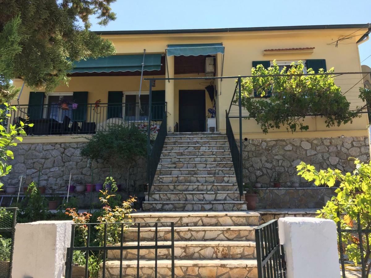 Sunblest Villa Dafnata Exterior photo